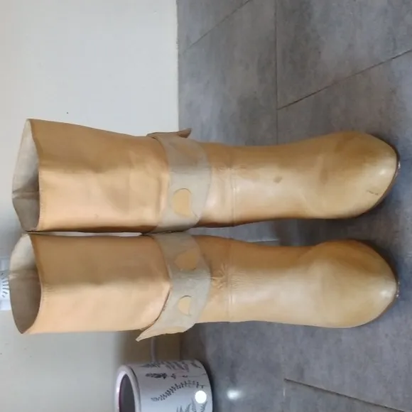 THE WILD PAIR BOOTS