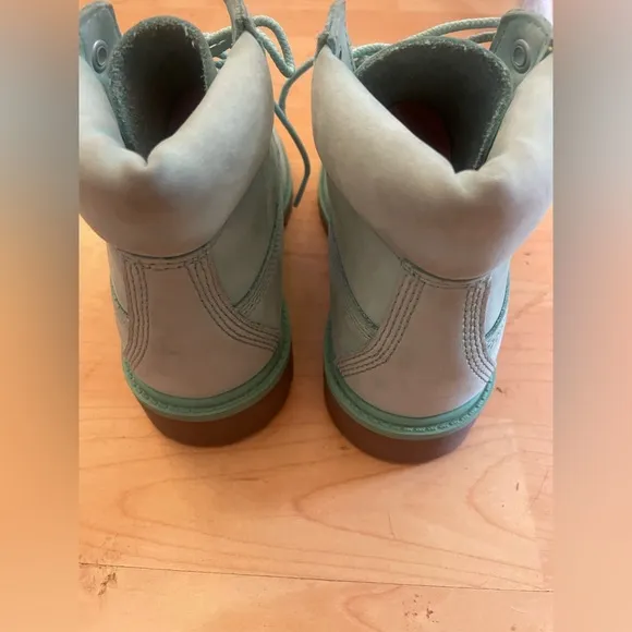 TIMBERLAND 50th Anniversary Mint Green Leather Hiking Boots Size 1 Youth Kids