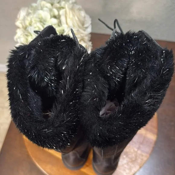 Timberland black knee boots Rare special edition Snowflake glittery fur Size 7.5