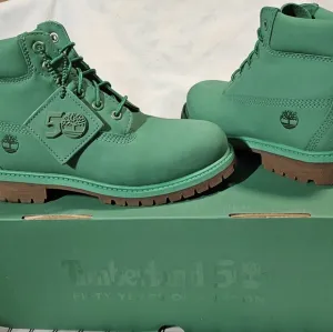 Timberland Boots Premium 6&quot; Waterproof Insulated Med Green Nubuck Kid's Size 3