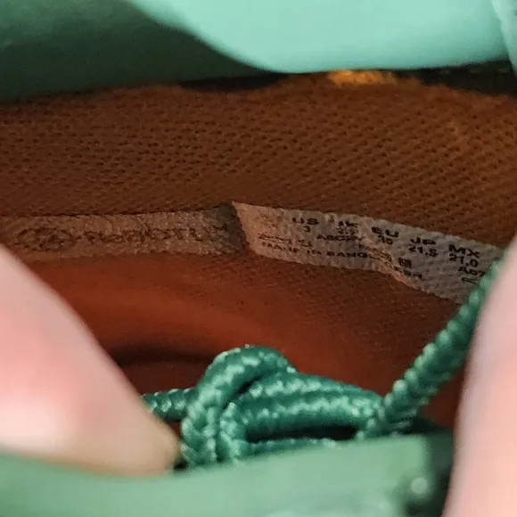 Timberland Boots Premium 6&quot; Waterproof Insulated Med Green Nubuck Kid's Size 3