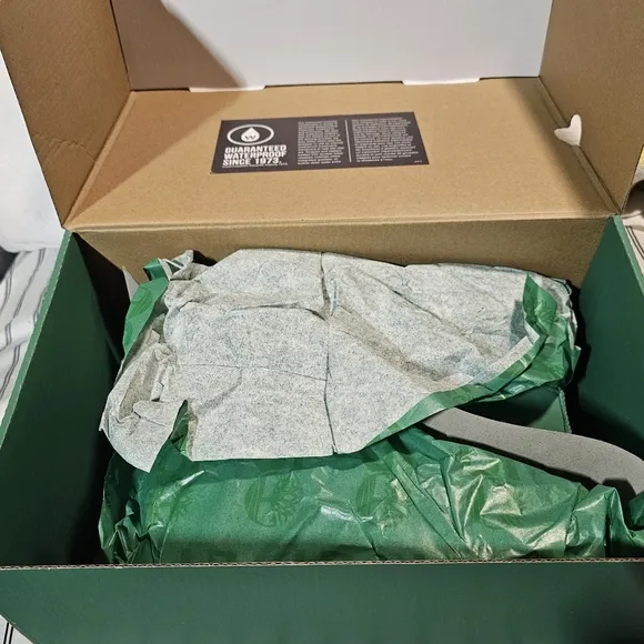 Timberland Boots Premium 6&quot; Waterproof Insulated Med Green Nubuck Kid's Size 3