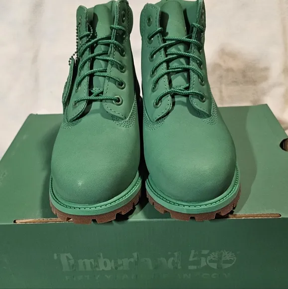 Timberland Boots Premium 6&quot; Waterproof Insulated Med Green Nubuck Kid's Size 3