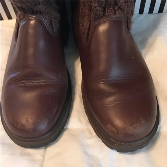 Timberland Boots Size 6.5 Brown Leather.