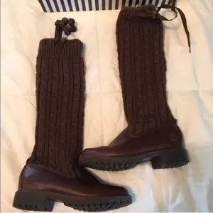 Timberland Boots Size 6.5 Brown Leather.