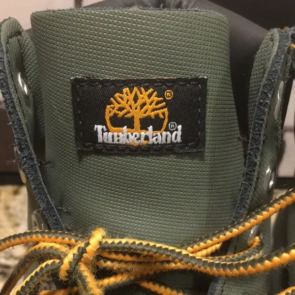 Timberland Helcor Olive Green Waterproof Insulated Reflective Boots size 5Y