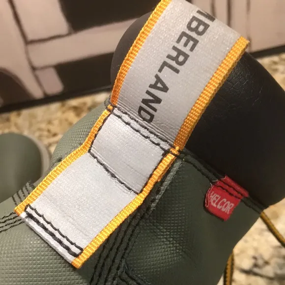Timberland Helcor Olive Green Waterproof Insulated Reflective Boots size 5Y