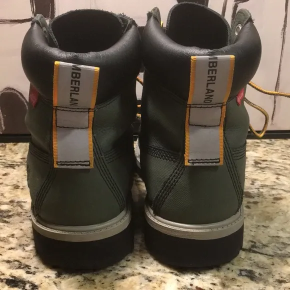 Timberland Helcor Olive Green Waterproof Insulated Reflective Boots size 5Y