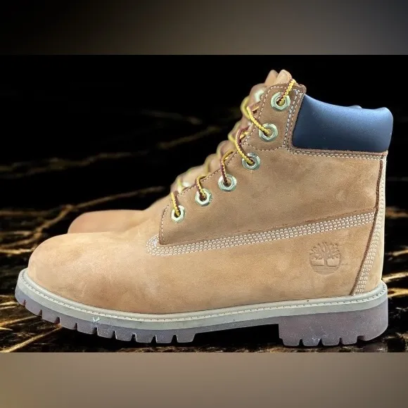 Timberland Premium 6 Inch Waterproof Boot Wheat Nubuck Women Size 7 Men Size 5.5