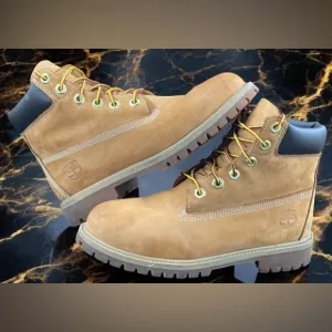 Timberland Premium 6 Inch Waterproof Boot Wheat Nubuck Women Size 7 Men Size 5.5