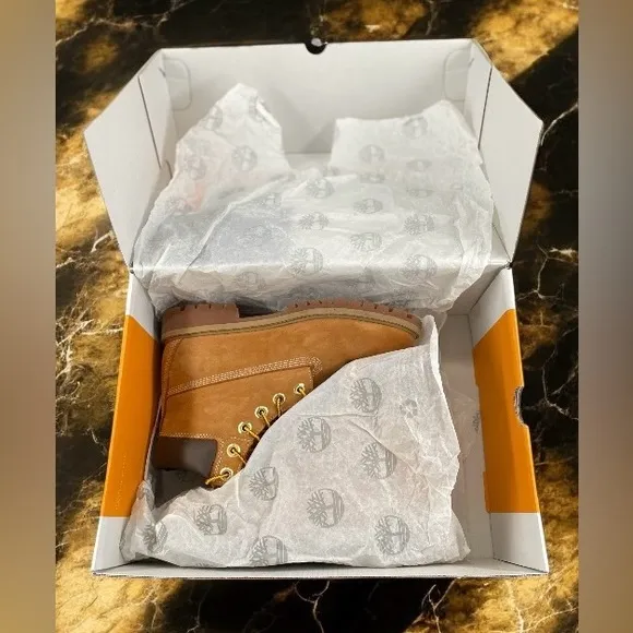 Timberland Premium 6 Inch Waterproof Boot Wheat Nubuck Women Size 7 Men Size 5.5