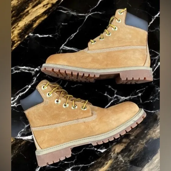 Timberland Premium 6 Inch Waterproof Boot Wheat Nubuck Women Size 7 Men Size 5.5