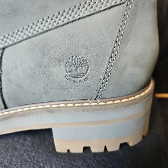 Timberland Women's Gray Fur-Lined Boots