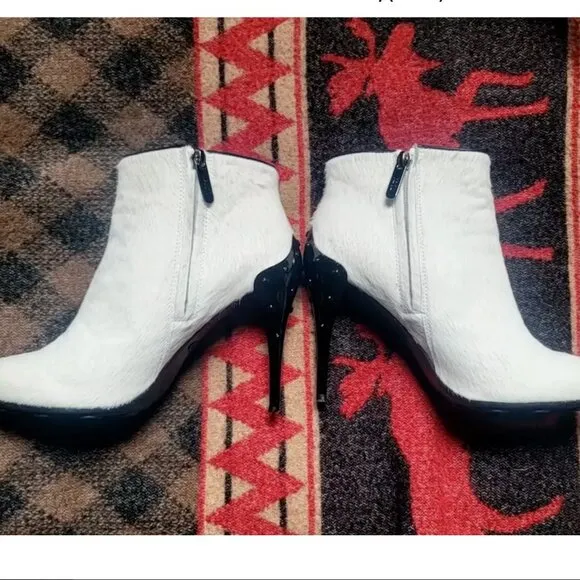 TOD'S Italy Calf Hair Ankle Boots White Zip Stiletto Bootie Cowhide Fur US7 EU37