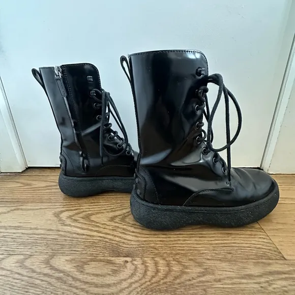 Tod’s WG lace up boots for women