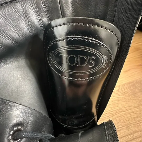 Tod’s WG lace up boots for women