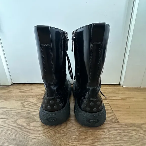 Tod’s WG lace up boots for women