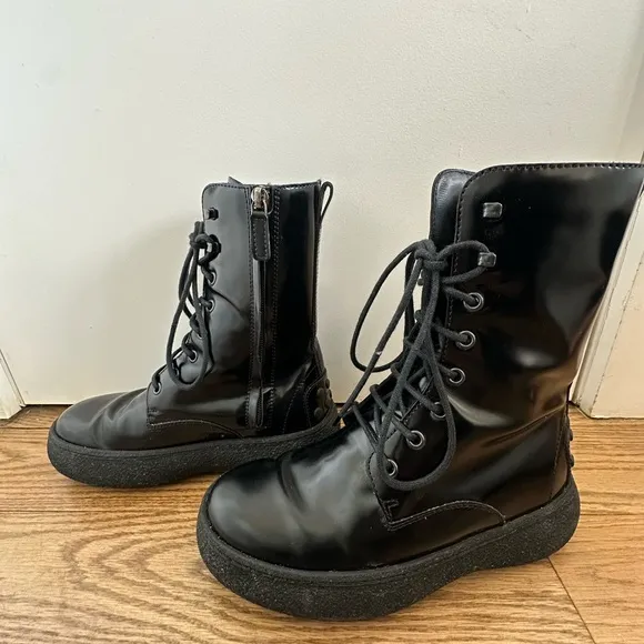 Tod’s WG lace up boots for women
