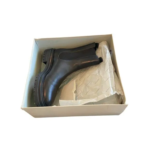 Tony Bianco Wolfe Leather Ankle Chelsea Boots Lugged Sole Pull On Black Size 9.5