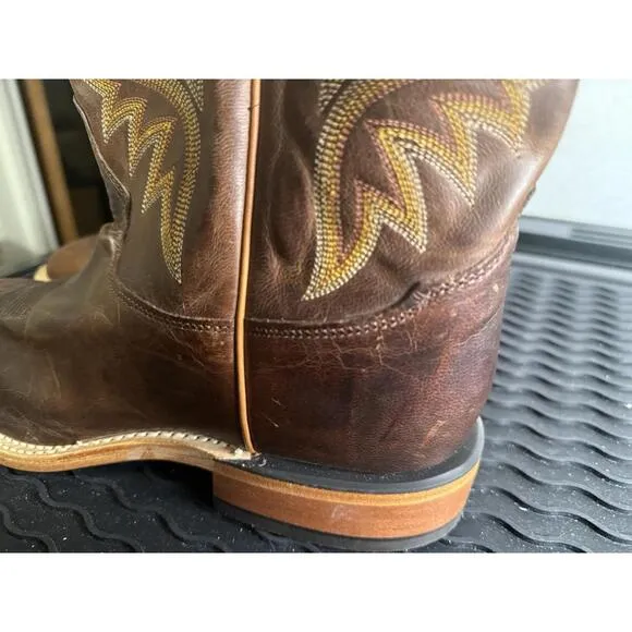 Tony Lama 11” Honey Brown Embroidered Square Toe Size 10.5 Western Boots
