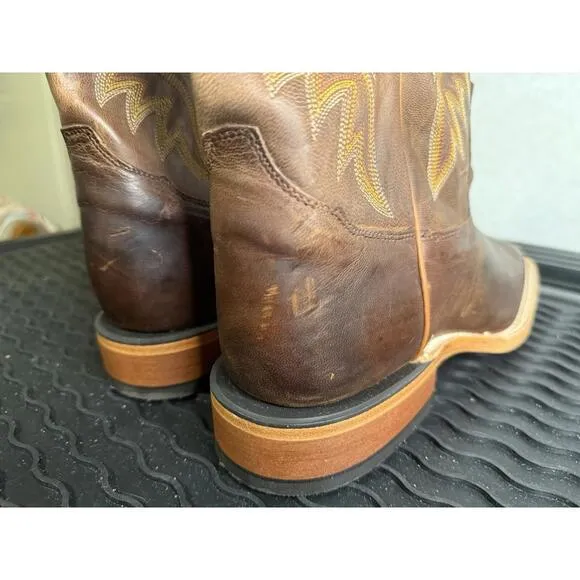 Tony Lama 11” Honey Brown Embroidered Square Toe Size 10.5 Western Boots