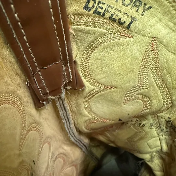 Tony Lama Cowboy Boots Size 9.5B (Factory Defect Stamped) leather outdoor