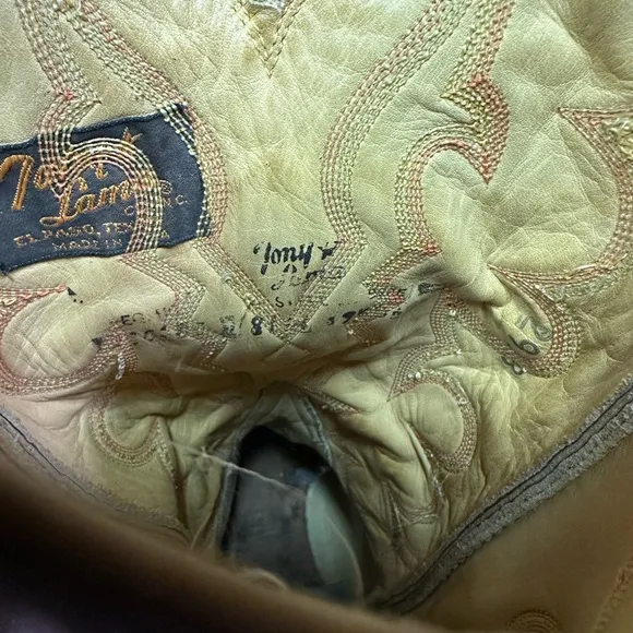 Tony Lama Cowboy Boots Size 9.5B (Factory Defect Stamped) leather outdoor