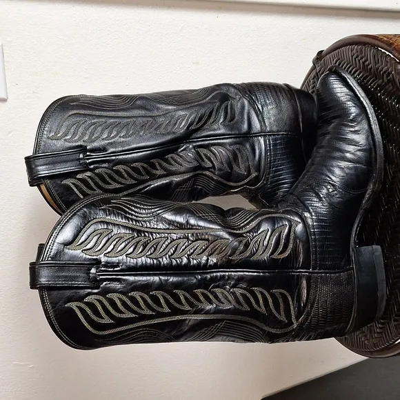 Tony Lama Men Size 9 D Style # 8020 Lizard Reptile Skin Boots