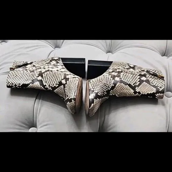 Tory Burch Logo Brooke Zip Up Short Booties Snake Print Leather Womens Shoes 5.5