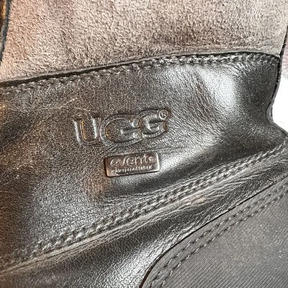 UGG Adirondack II Women’s 1906 Snow Winter Boots Sz 6 M Leather Waterproof