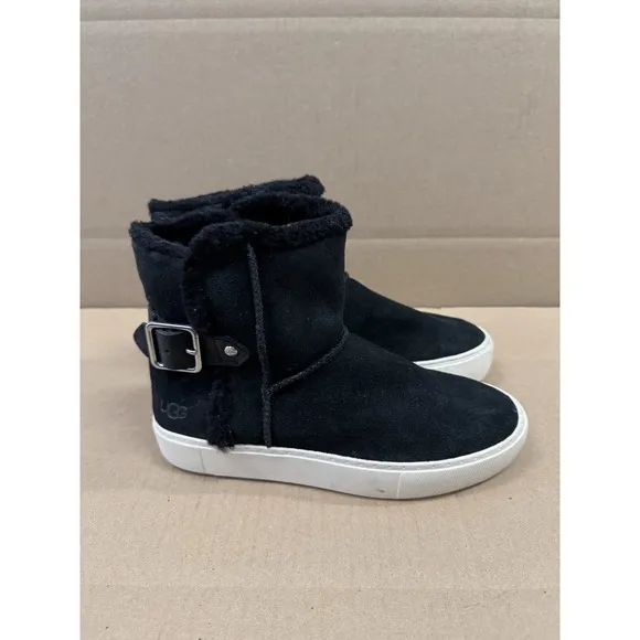 UGG Aika Women's Boots Size 7 Black Fur