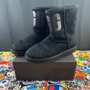 UGG All Black Fur Logo Boots Size 8 Women's