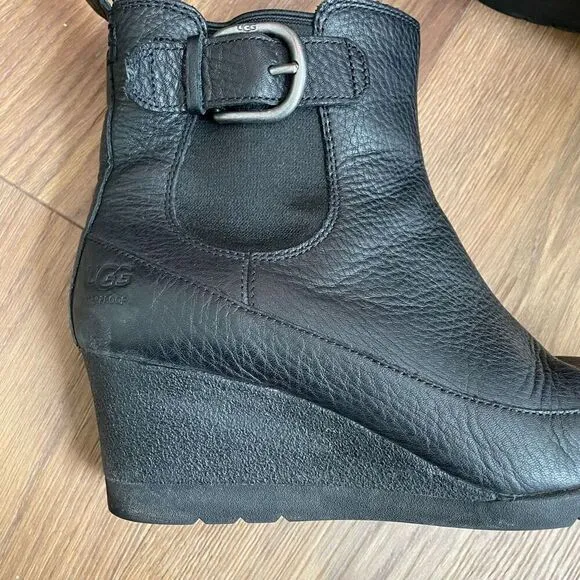 UGG Arleta Black Leather Wedge Boot Booties $180 8.5
