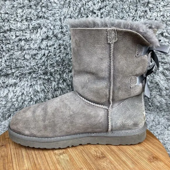 UGG Australia Bailey Bow Boots Dyed Sheep Fur Leather Women's 9