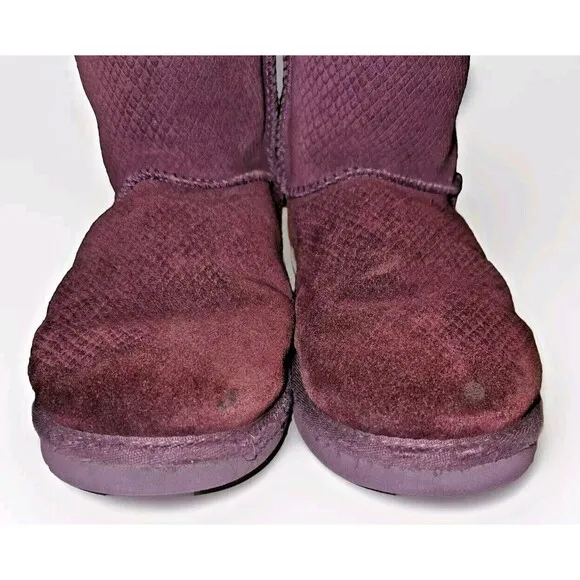 UGG Australia Boots Women 8 Purp Bailey Bow Exotic Scale Wild Grape 1007526