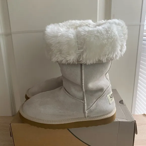 UGG Australia Classic Boots - Women Sz 7