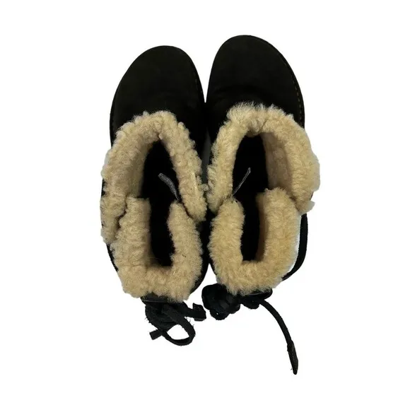 UGG australia Cover winter Boots Size 7