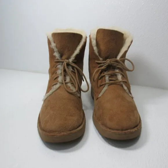 UGG Australia Quincy Suede Black Insulated Winter Footwear Women's Boots Sz 8