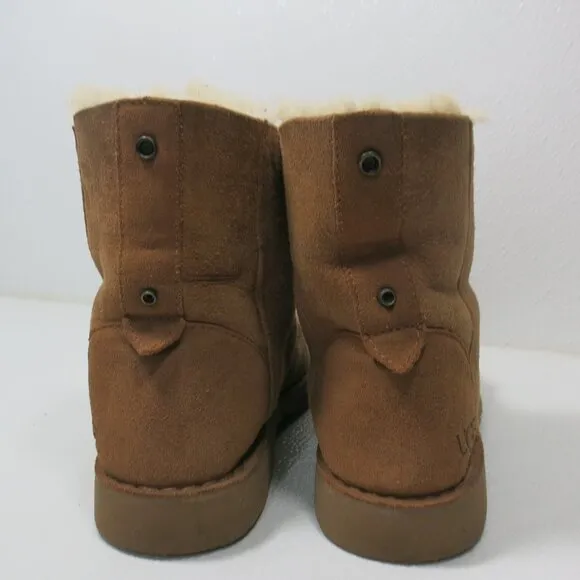 UGG Australia Quincy Suede Black Insulated Winter Footwear Women's Boots Sz 8