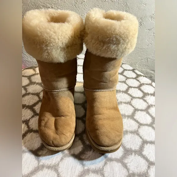 UGG Australia Tan Shearling Boots