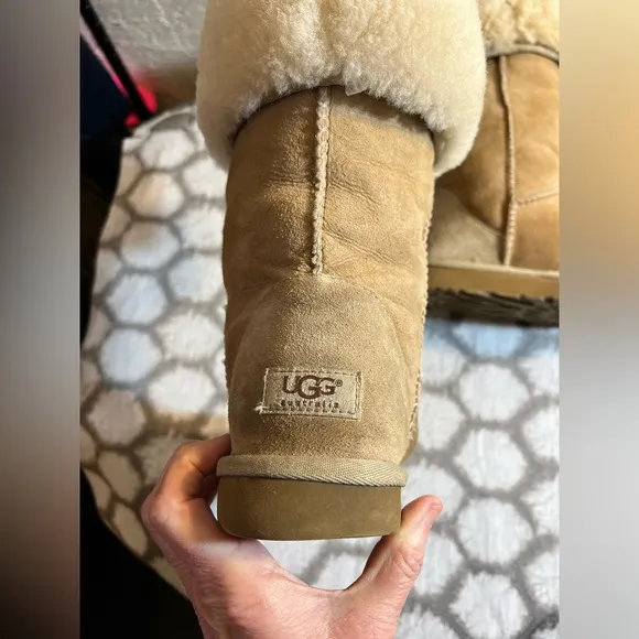 UGG Australia Tan Shearling Boots