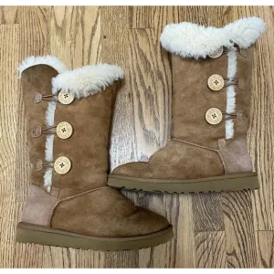 UGG Australia Triple Bailey Button Tall Sheepskin Boots Chestnut Women Size 7