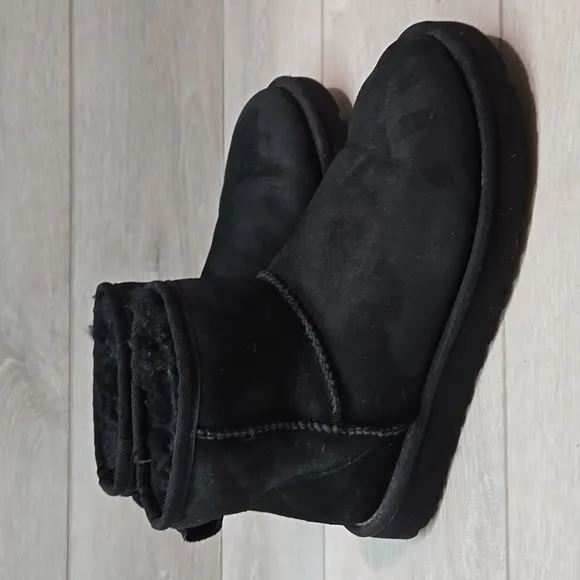 Ugg Australia Women Ankle Leather Sheepskin Boots shoes sz 7