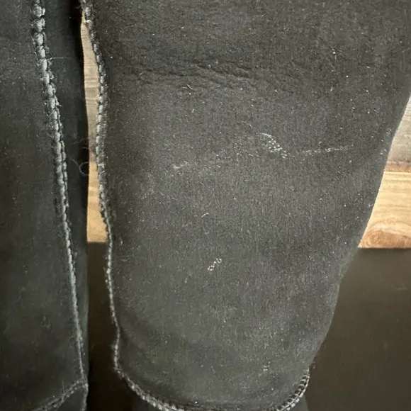 Ugg Australia Women's 5815 Classic Tall Boots Sheepskin US 6 Black Lined