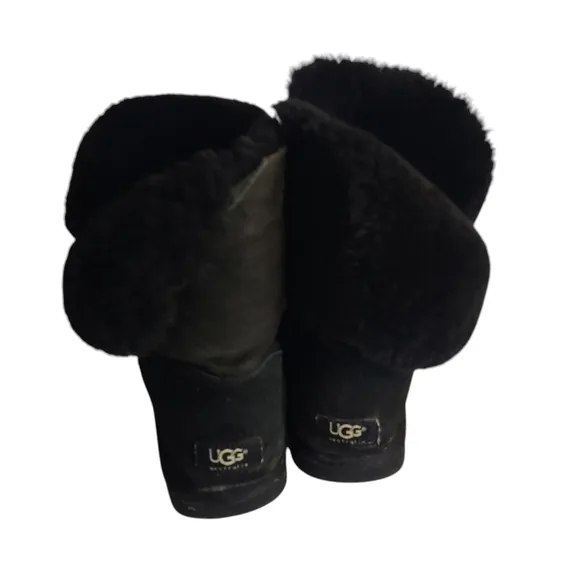 UGG Australia Women's Black Suede/fur Bailey Button II Boots Size 7