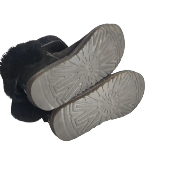 UGG Australia Women's Black Suede/fur Bailey Button II Boots Size 7