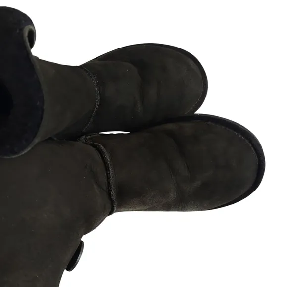 UGG Australia Women's Black Suede/fur Bailey Button II Boots Size 7