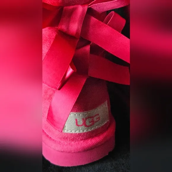 UGG Bailey Bow II Boot Pink Girls Fur with Bows Size 8