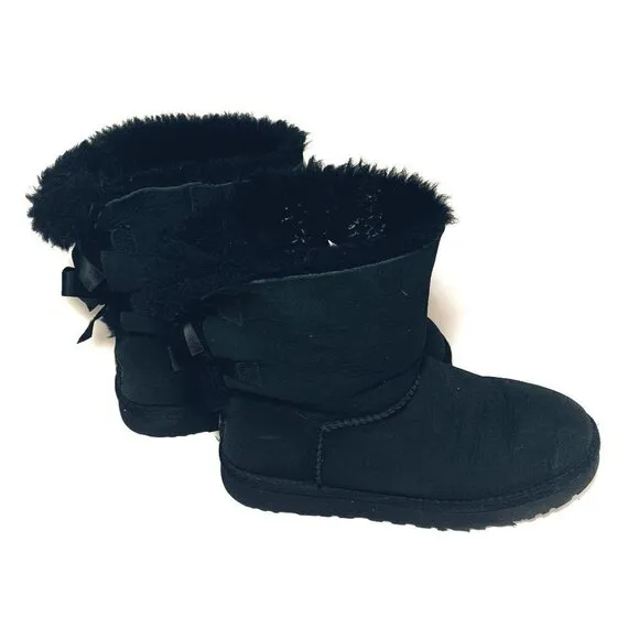 Ugg BAILEY BOW II BOOT Women  Size 7