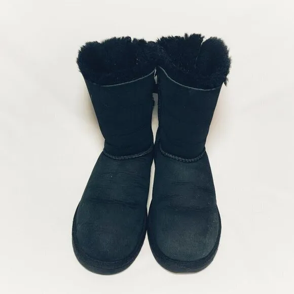 Ugg BAILEY BOW II BOOT Women  Size 7